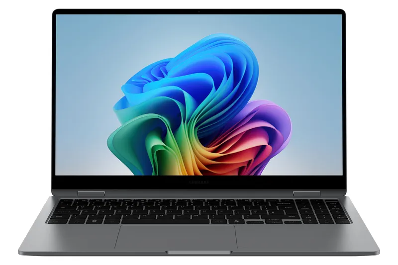 Samsung Galaxy Book5 360 Intel Core Ultra 7 256V 16GB RAM 512GB SSD 15.6" Window 11 Home Laptop