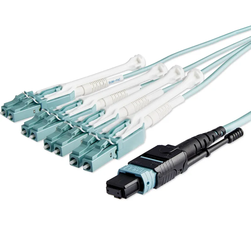 StarTech.com 10m (30ft) MTP(F)/PC to 4x LC/PC Duplex Breakout OM3 Mult