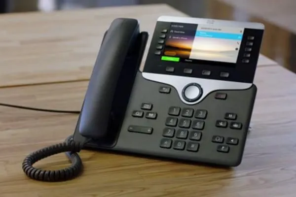 Cisco 8811 IP phone Black LCD