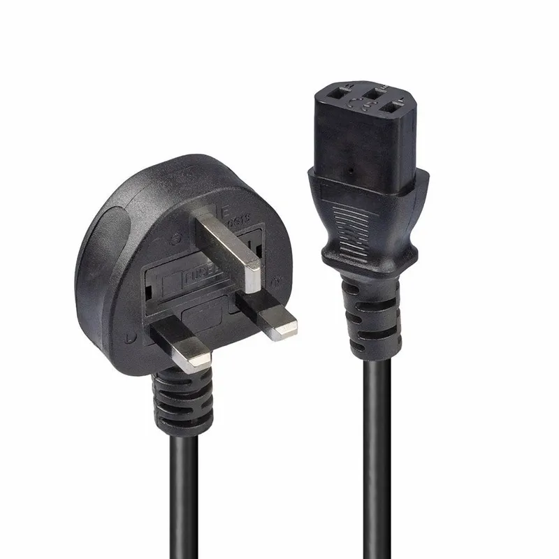 Lindy 0.7m UK 3 Pin Plug to IEC C13 mains power Cable Black