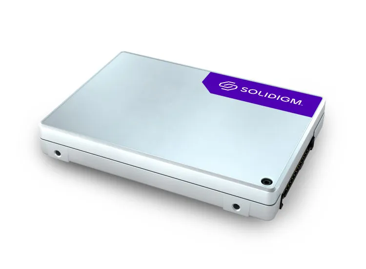 Solidigm D5-P5336 2.5" 7.68 TB PCI Express 4.0 NVMe QLC 3D NAND