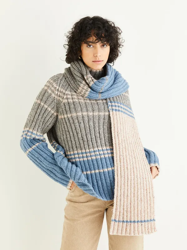Sirdar Haworth Tweed DK Ladies Sweater and Scarf Pattern 10295 81cm-137cm