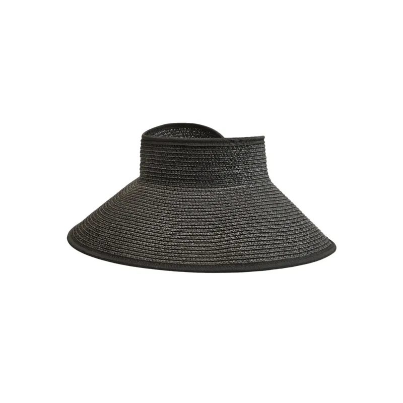 Woman hat Esotiq Anna