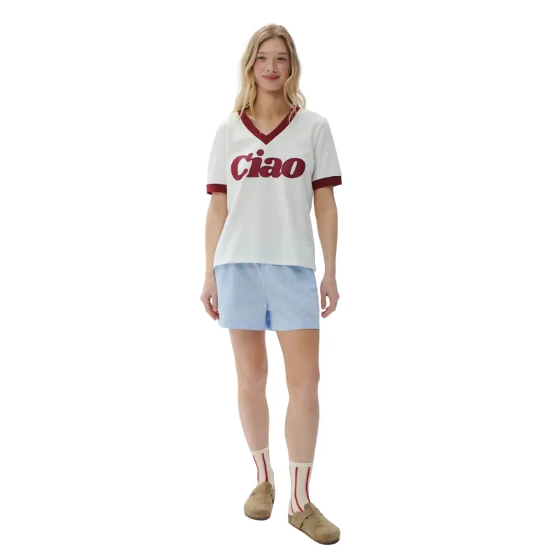 V-neck T-shirt She is Sunday Ciao
