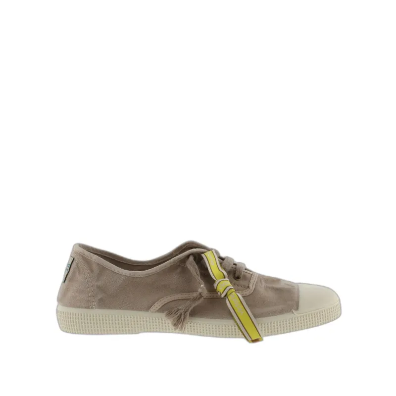 Women's Trainers Victoria 110