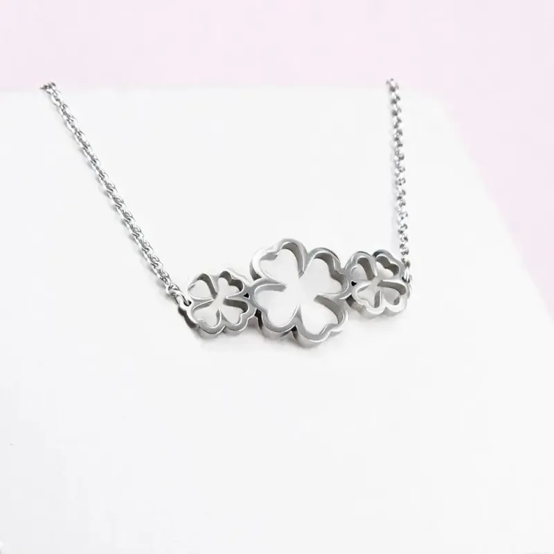 Women's clover necklace Ponytail & Co