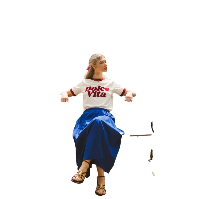 Women's T-shirt She is Sunday Dolce Vita