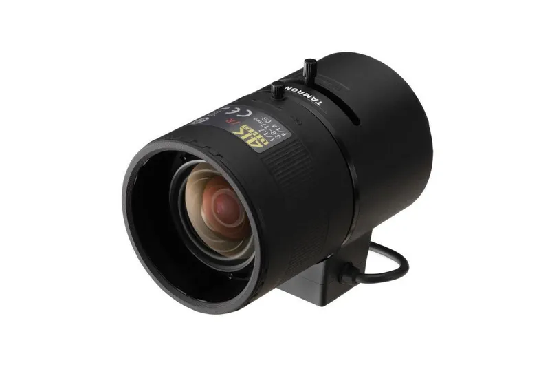 HANWHA 8MP Lens. 1/1.7". vrifocl