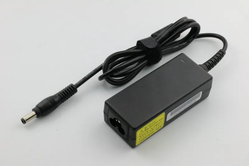 CoreParts MBXTO-AC0010 power adapter/inverter Indoor 45 W Black