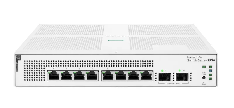 HPE Aruba Networking Networking Instant On Switch 8p Gigabit CL4 PoE 2