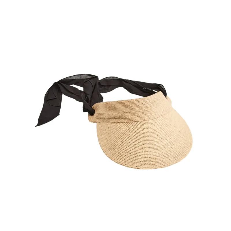Woman hat Esotiq Amelie